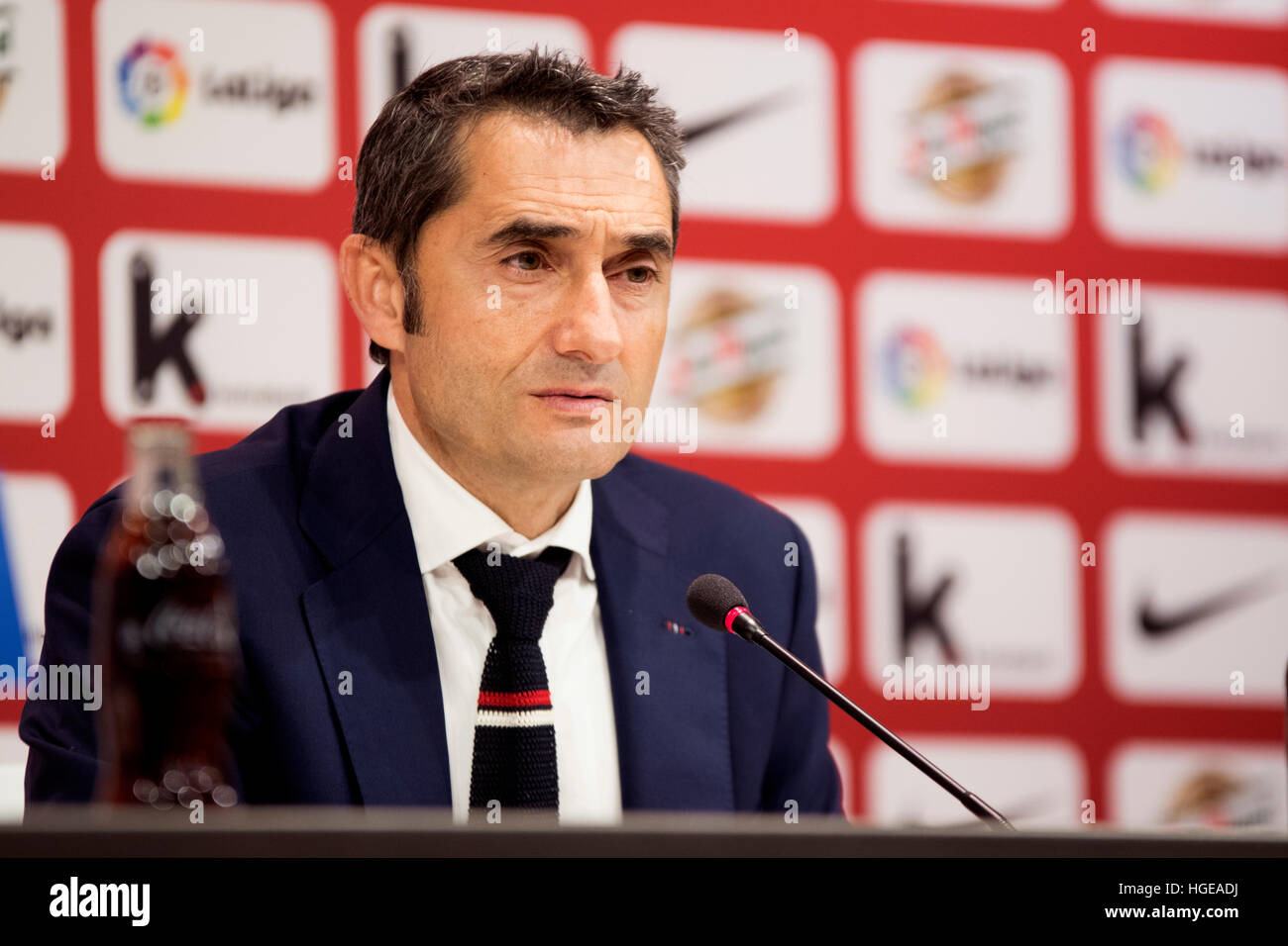 Bilbao, Spain. 8th January, 2017. Ernesto Valverde (Coach, Athletic) during the press conference of football match of seventeenth round of Season 2016/2017 of Spanish league ‘La Liga’ between Athletic Club and Deportivo Alaves at San Mames Stadium on January 8, 2017 in Bilbao, Spain. ©David Gato/Alamy Live News Stock Photo