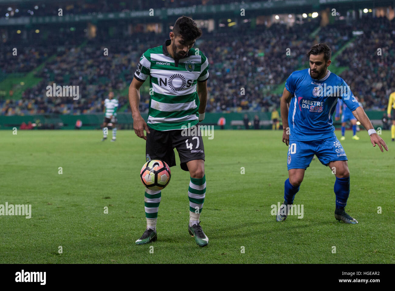 Lisbon, Portugal. 08th Jan, 2017. Sporting's defender from Portugal Ricardo  Esgaio (47) in action during the game Sporting CP vs CD Feirense ©  Alexandre de Sousa/Alamy Live News Stock Photo - Alamy