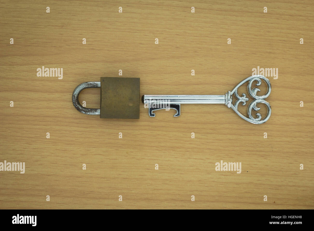 Lock vector key heart hi-res stock photography and images - Alamy