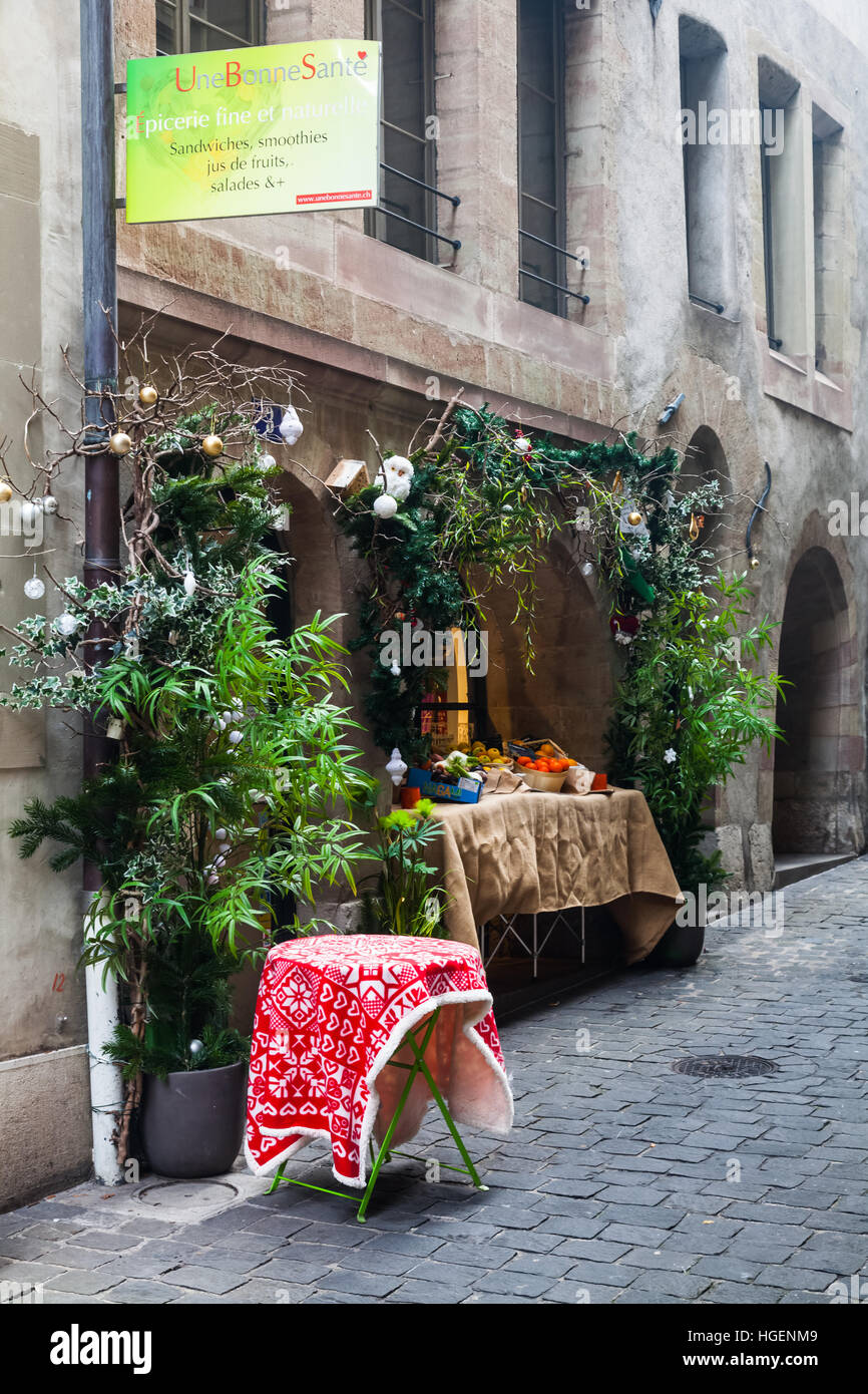 Old shop christmas display hires stock photography and images Alamy