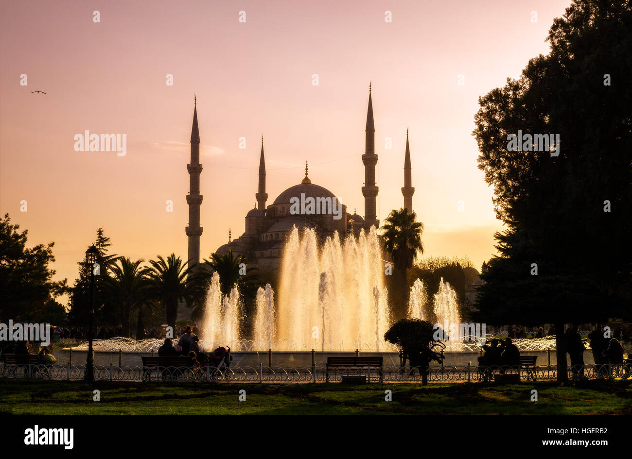 The Blue Mosque, Sultan Ahmed Mosque and fountain in Istanbul, Turkey ...