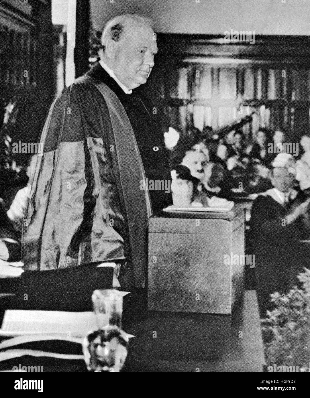 Churchill unveils a memorial plaque to Lawrence of Arabia at Oxford High School.October 14th. 1936. Stock Photo