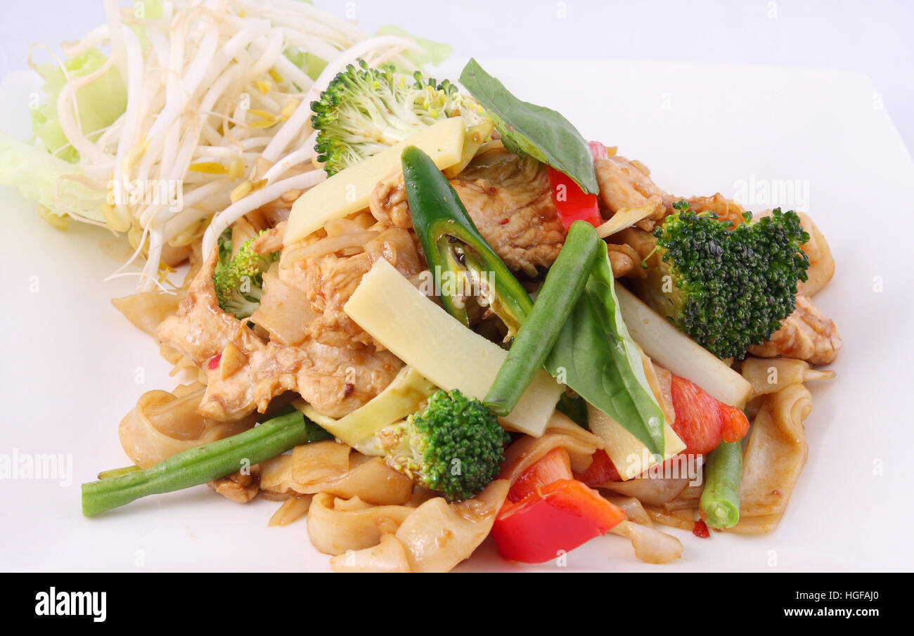 Chinese flat noodle hires stock photography and images Alamy