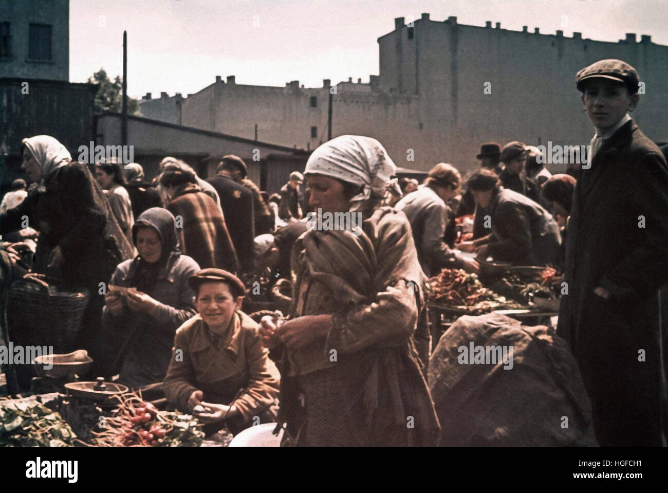 Ghetto Lodz, Litzmannstadt, A view of the vegetable market, Poland 1940, World War II, Stock Photo