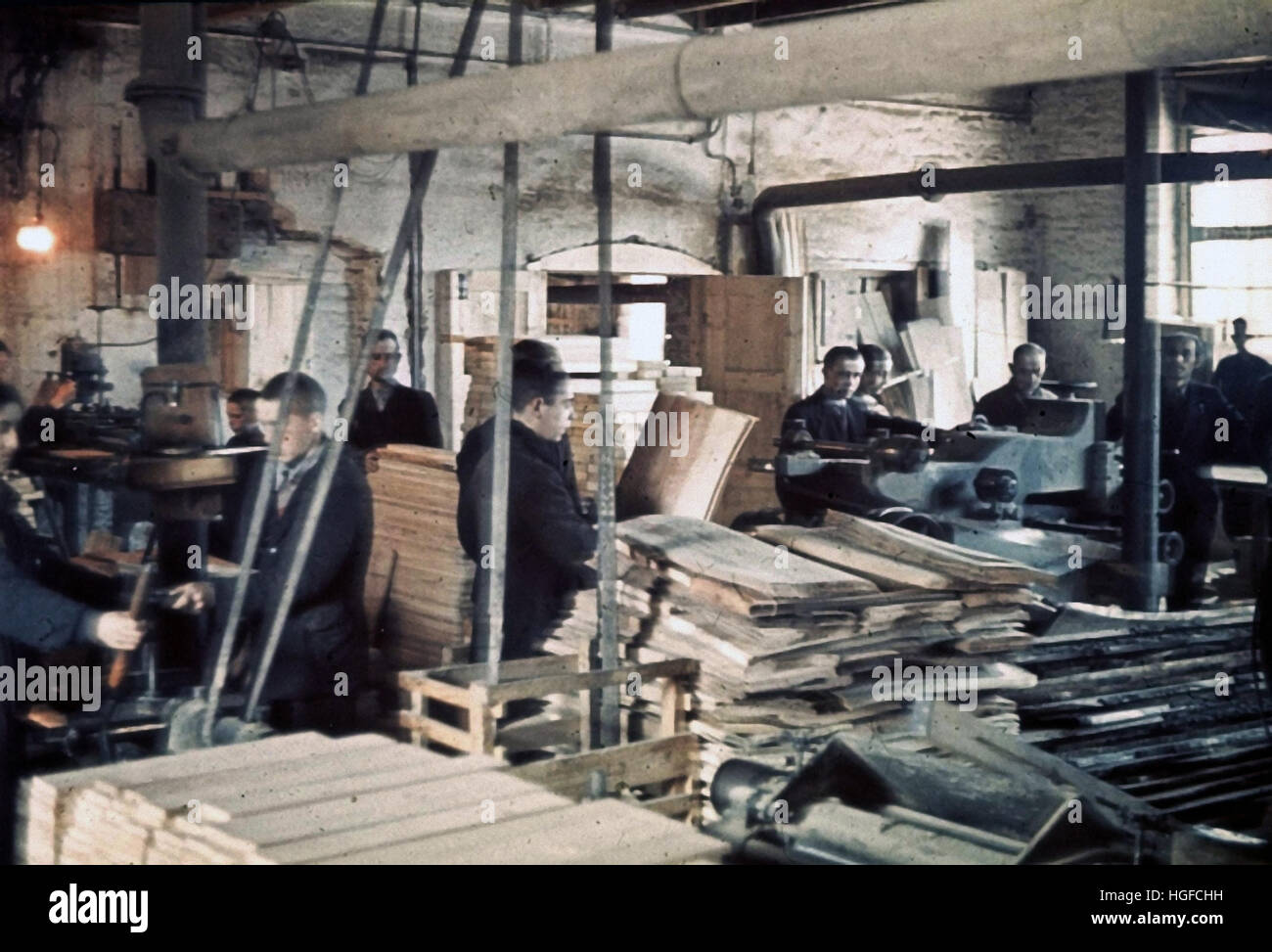 Ghetto Lodz, Litzmannstadt, Workers in the furniture Poland