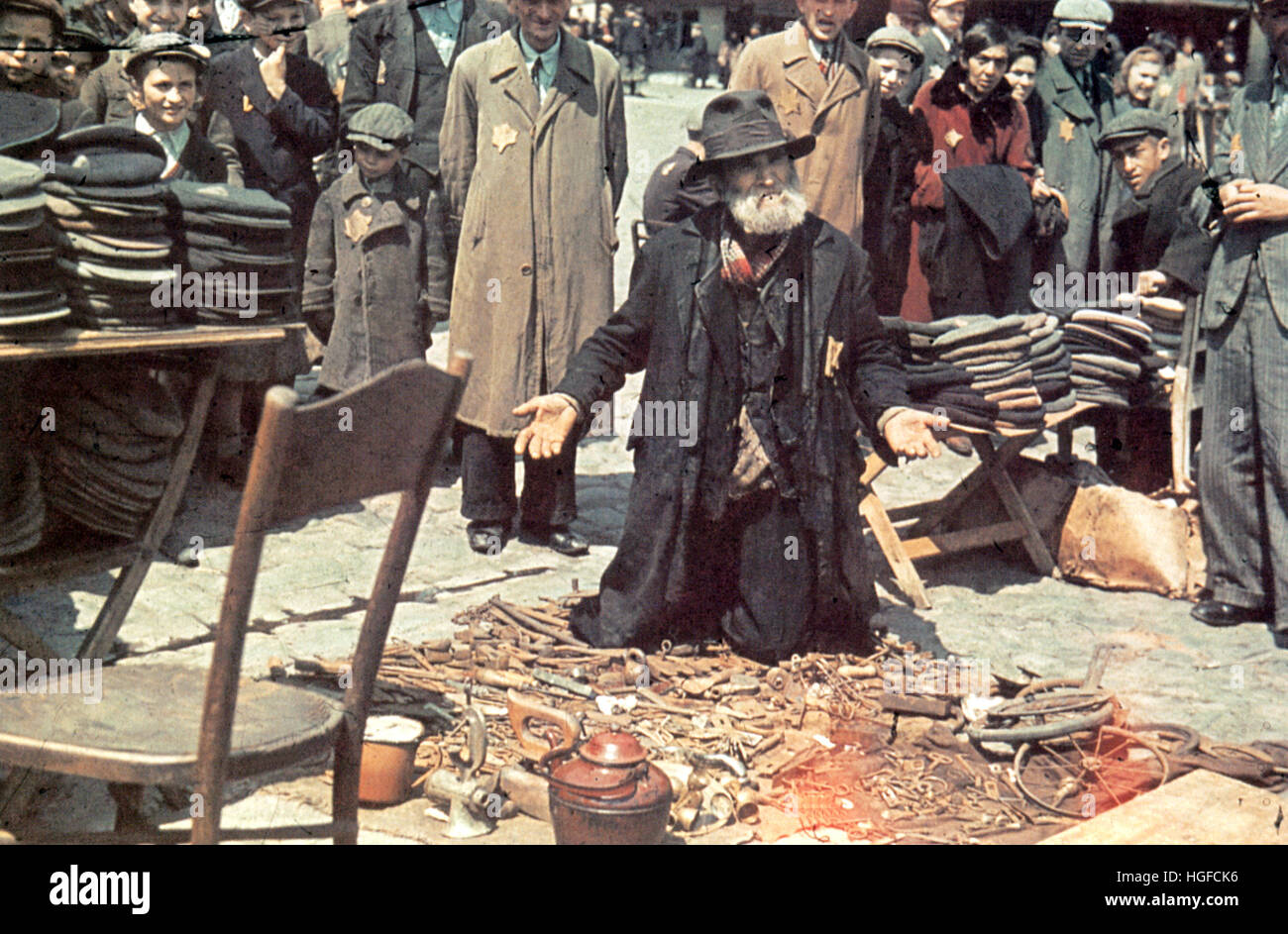 Ghetto Lodz, Litzmannstadt, A scrap dealer with his goods, 1942, Poland 1940, World War II, Stock Photo