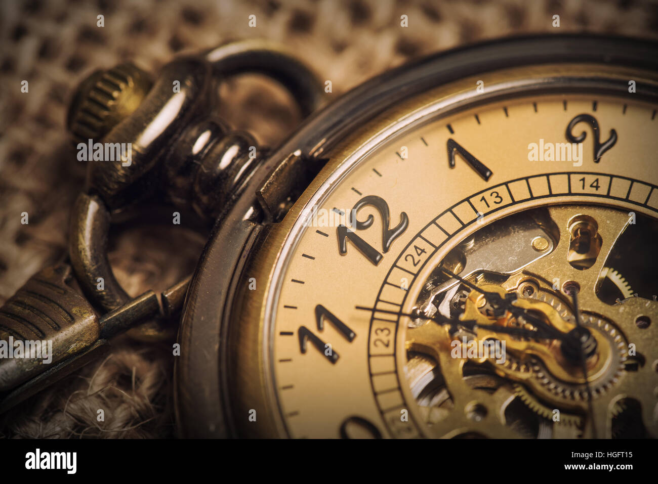 Relojes louis vuitton fotografías e imágenes de alta resolución - Alamy