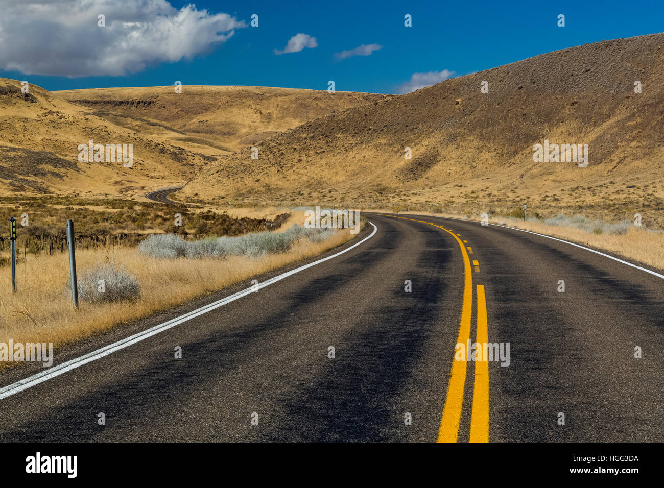 Remote Highway Remote highway in central Nevada, USA Stock Photo - Alamy