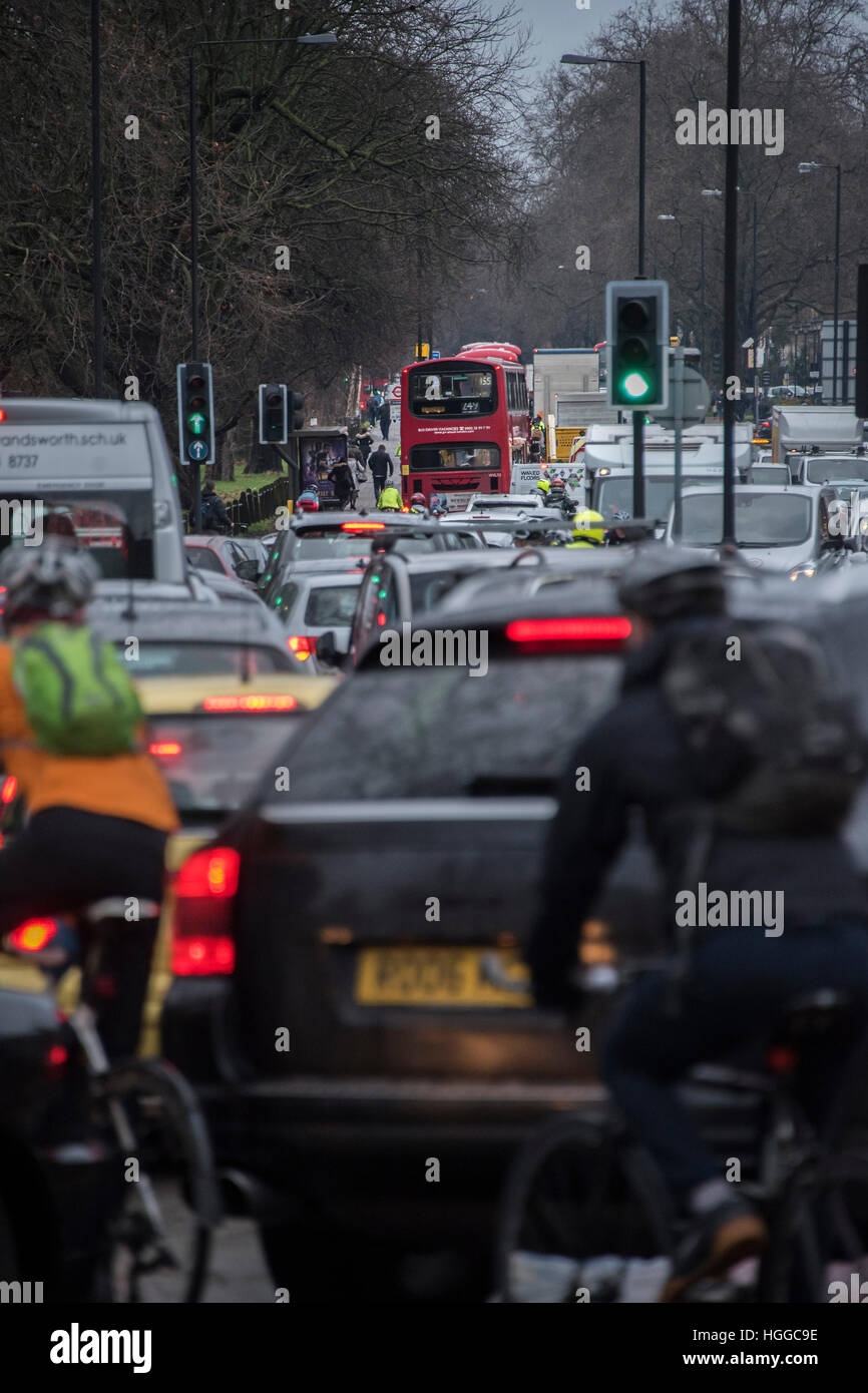 London, UK. 9th Jan, 2017. Clapham Common Southside is heavily conjested - cyclists and motorbikes make the only real progress by weaving through the stationary traffic - The strike on London underground causes major disruption to other travel routes around the Clapham area. © Guy Bell/Alamy Live News Stock Photo