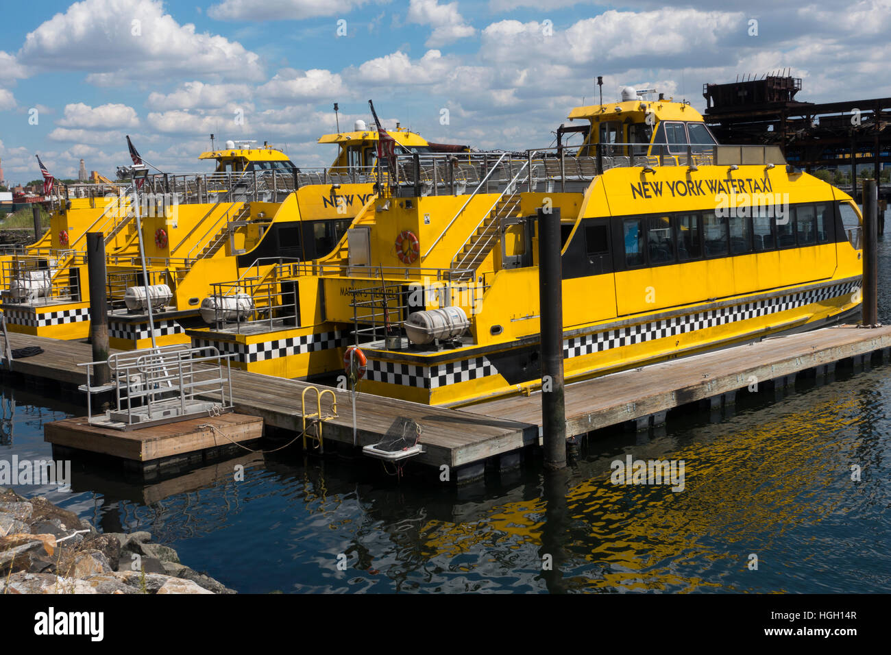 Red hook new york water taxi hires stock photography and images Alamy