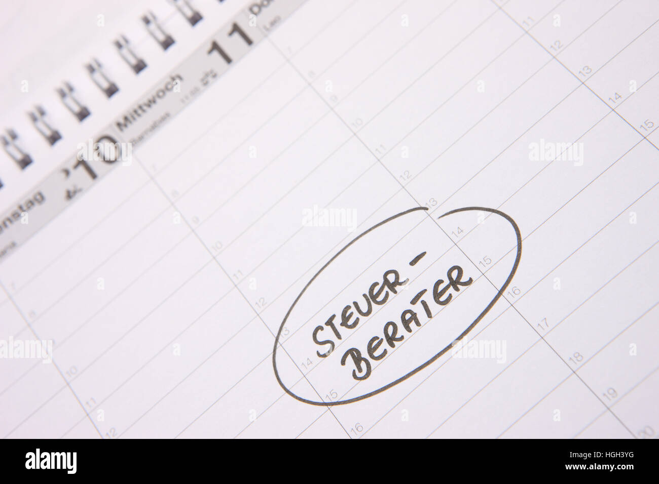 Tax calendar hi-res stock photography and images - Alamy