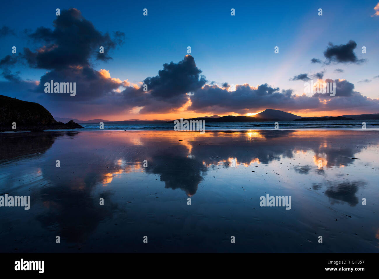 Winter sunset at Downings Beach Rosguill Sheephaven Donegal Stock Photo