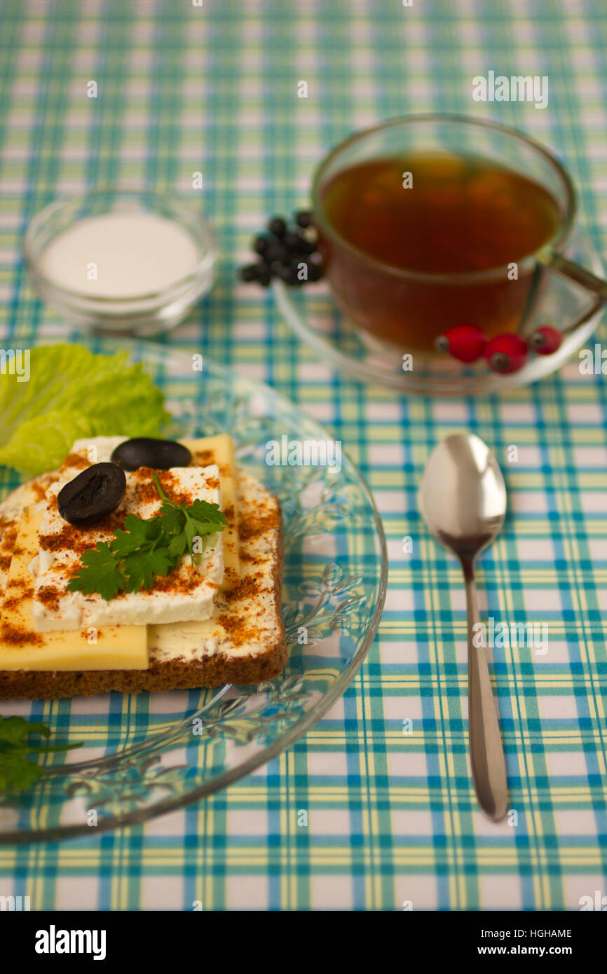 Breakfast sandwich and tea Stock Photo - Alamy