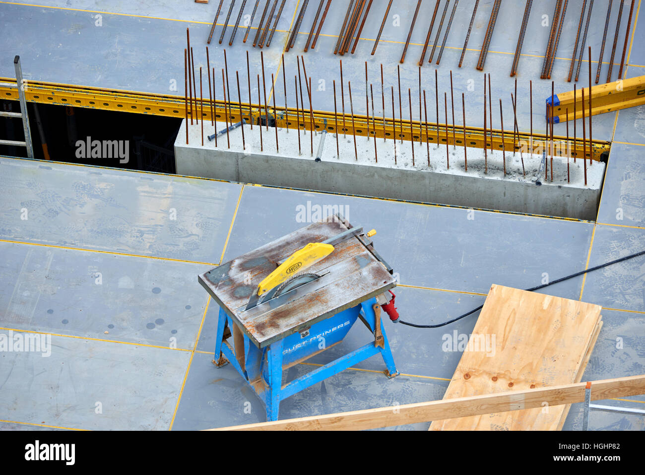 work on construction site, building a house Stock Photo - Alamy