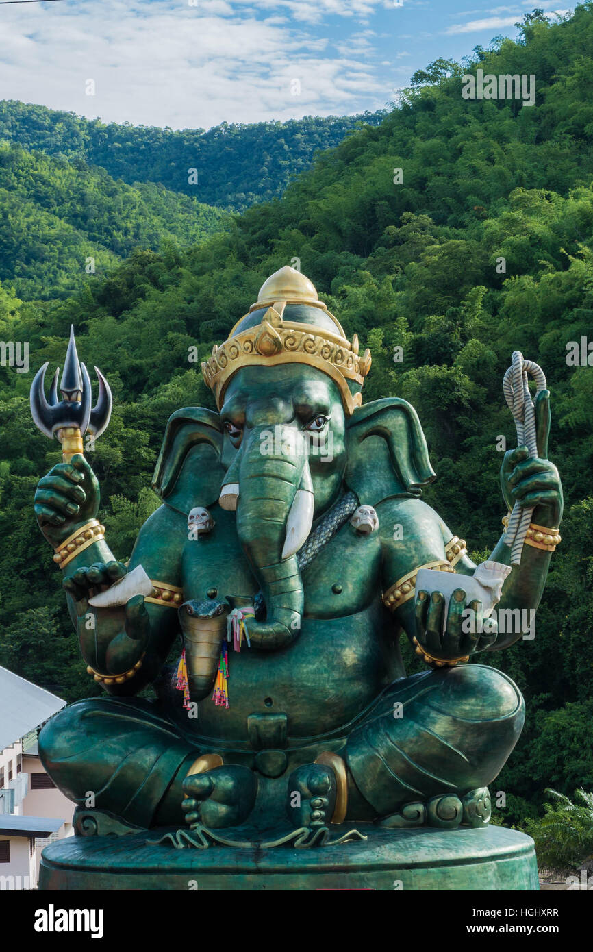 Ganesha statue and Hindu god, Thailand Stock Photo Alamy