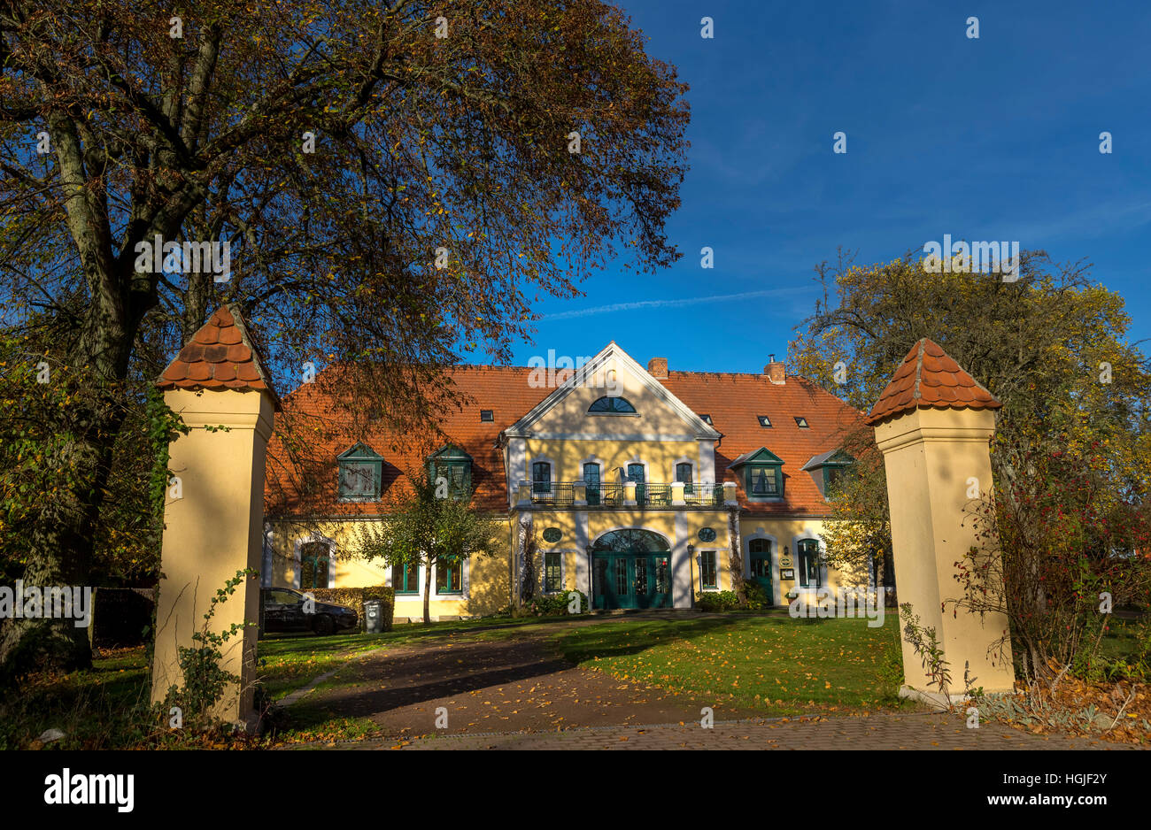 country manor Solzow, Solzow Gutshaus, Vipperow, Mecklenburg Lake District, Mecklenburg-Western Pomerania, Germany, Europe, Stock Photo