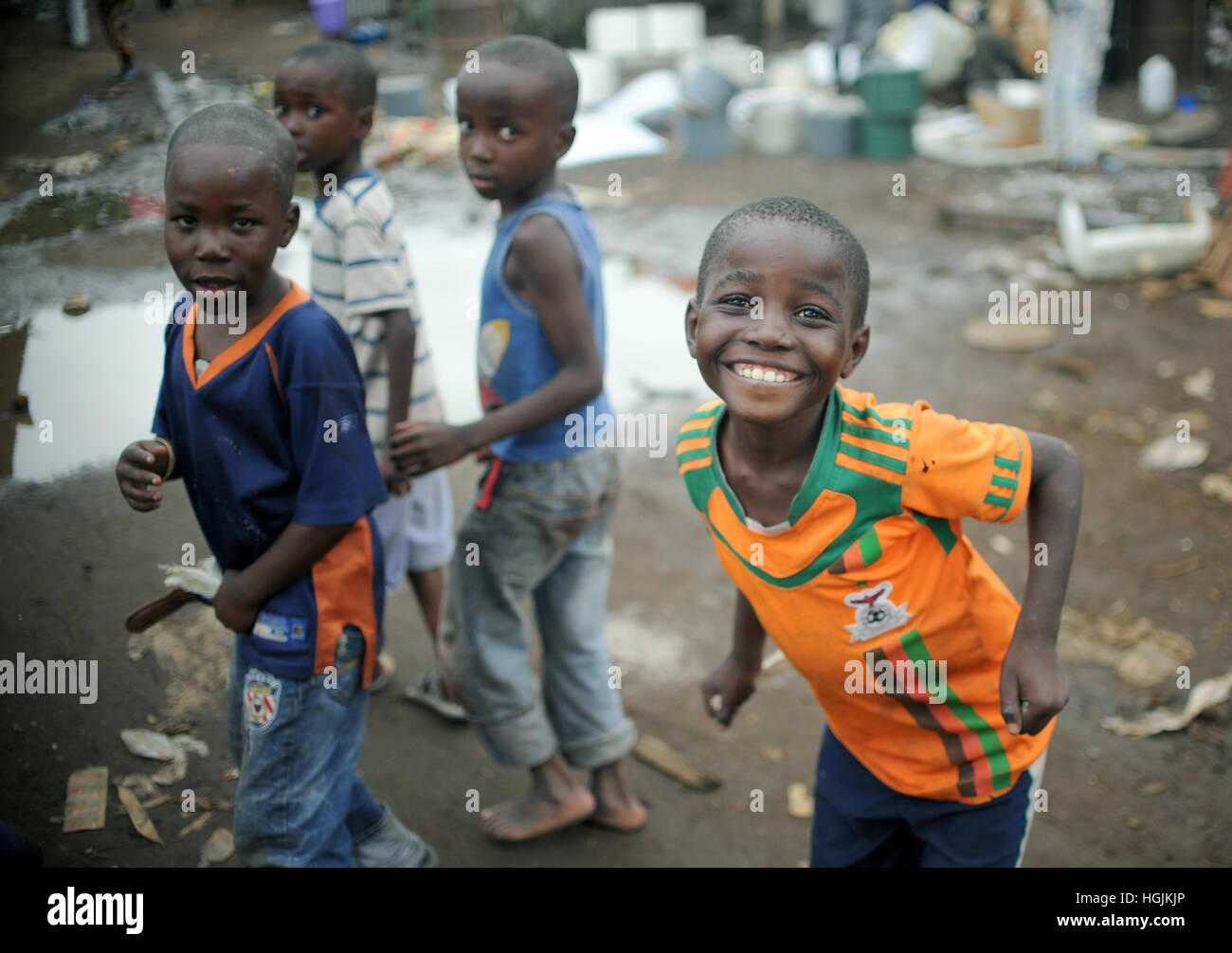 Lusaka, Zambia. 09th Mar, 2016. Children in the Chawama area of Lusaka, Zambia, 09 March 2016. Photo: Britta Pedersen/dpa-Zentralbild/ZB/dpa/Alamy Live News Stock Photo