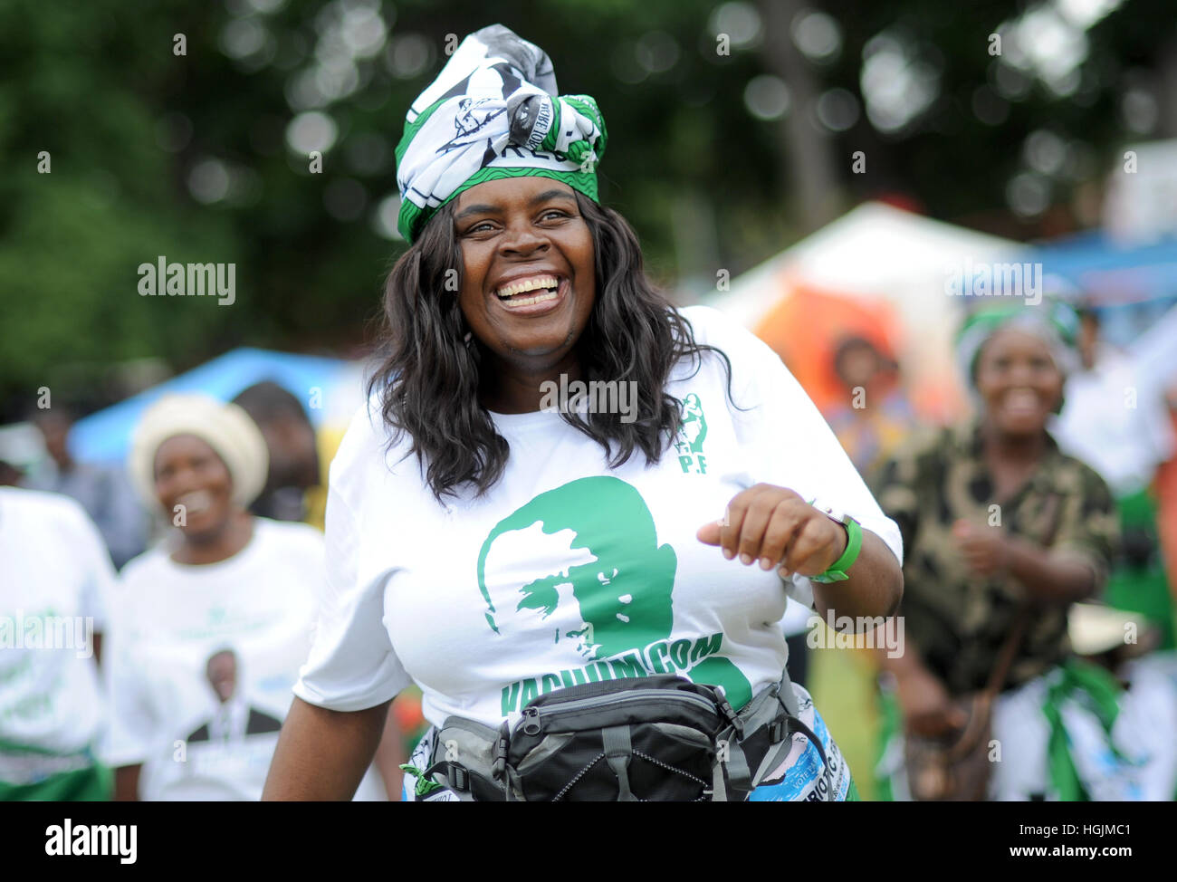 Lusaka, Zambia. 08th Mar, 2016. Women belonging to the Patriotic Front (PF) party celebrake International Women's Day in Lusaka, Zambia, 08 March 2016. Photo: Britta Pedersen/dpa-Zentralbild/ZB/dpa/Alamy Live News Stock Photo