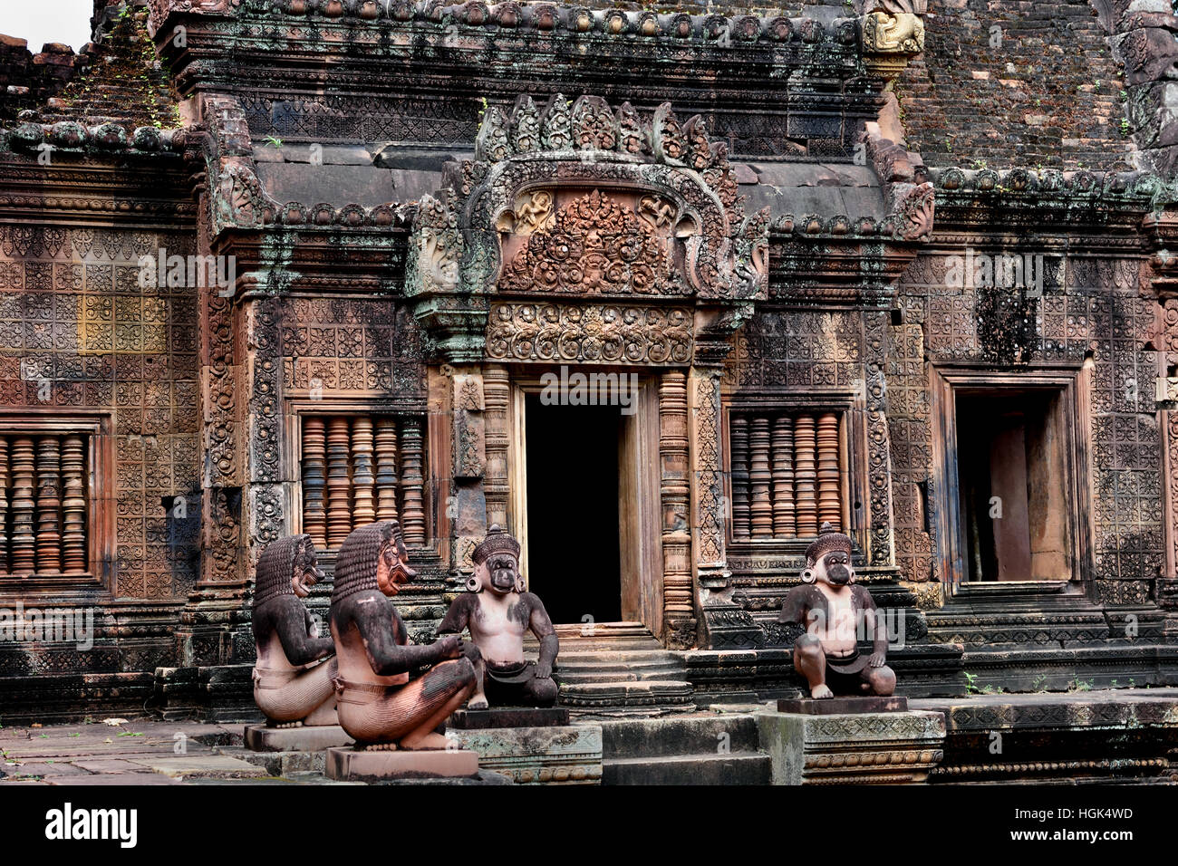 Banteay Srei - Srey Cambodian Temple 10th century Hindu temple dedicated to Shiva. Siem Reap, Cambodia ( Angkor complex different archaeological capitals Khmer Empire 9-15th century ) Stock Photo