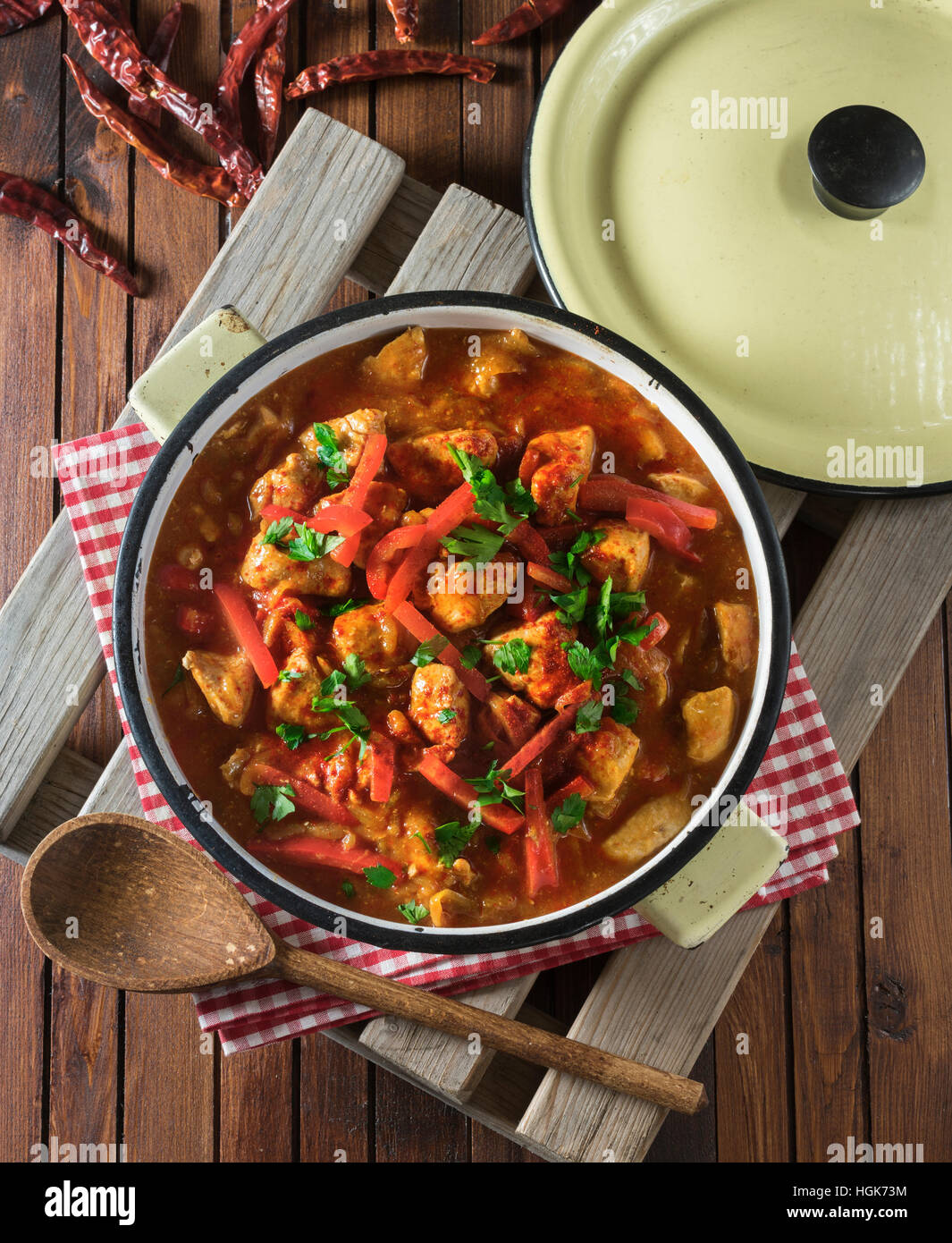 Paprikás csirke Paprika chicken. Hungarian food Stock Photo Alamy