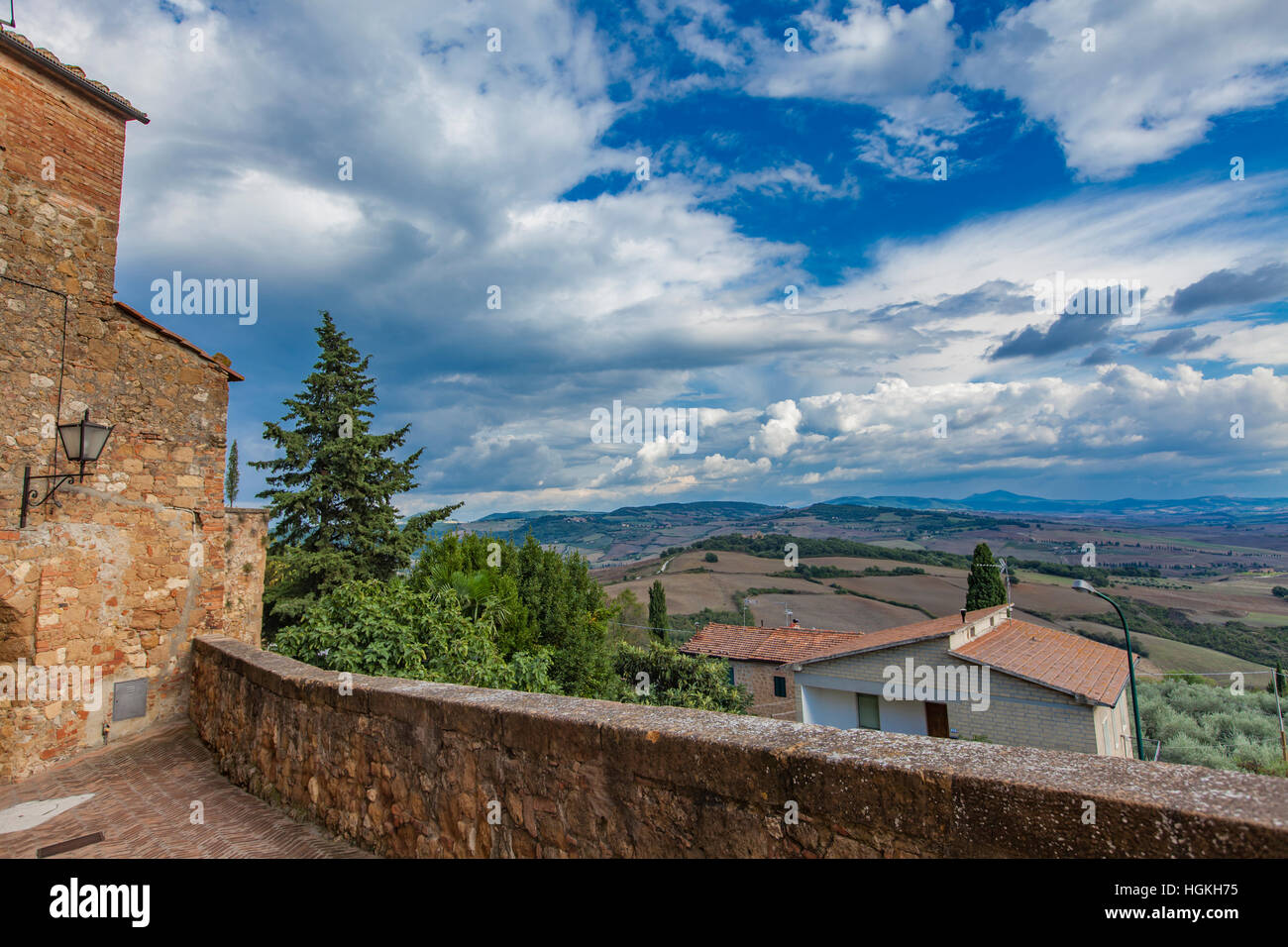 A beautiful view of hilltop village at Pienza in Tuscany Italy Stock ...