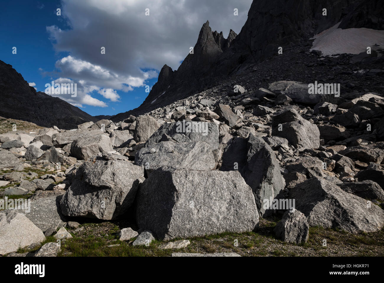 War bonnet hi-res stock photography and images - Alamy