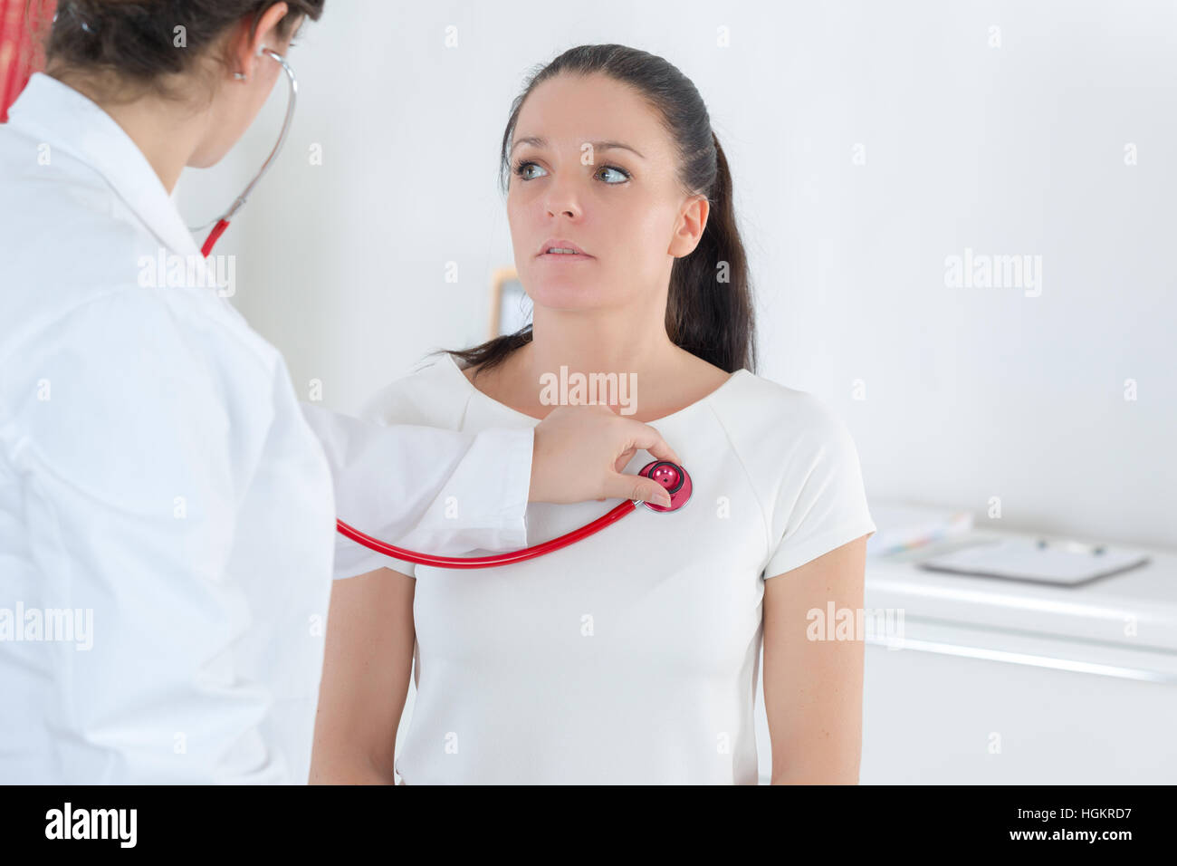 Palping Palpation pregnancy hi-res stock photography and images - Alamy