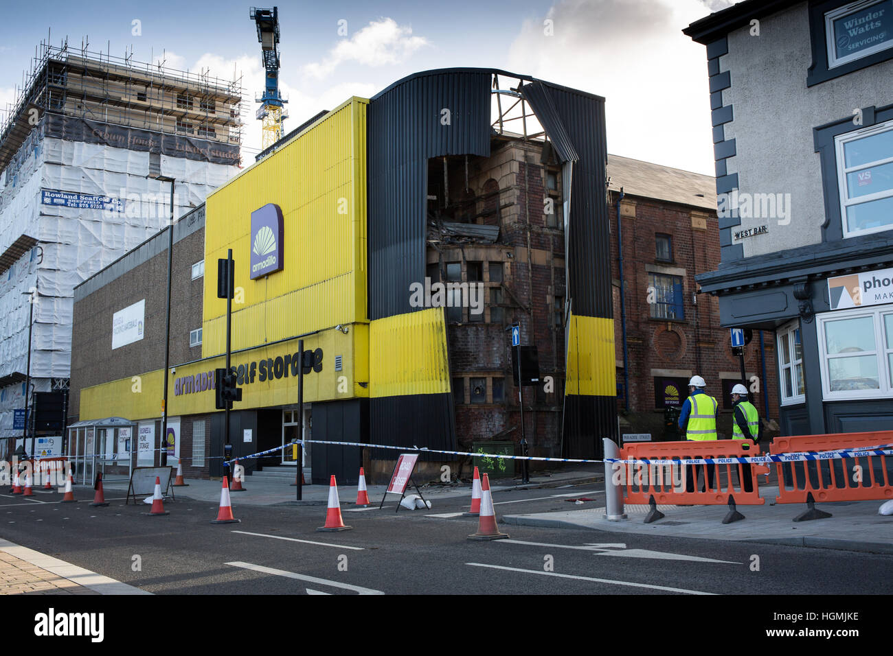 Armadillo storage hires stock photography and images Alamy