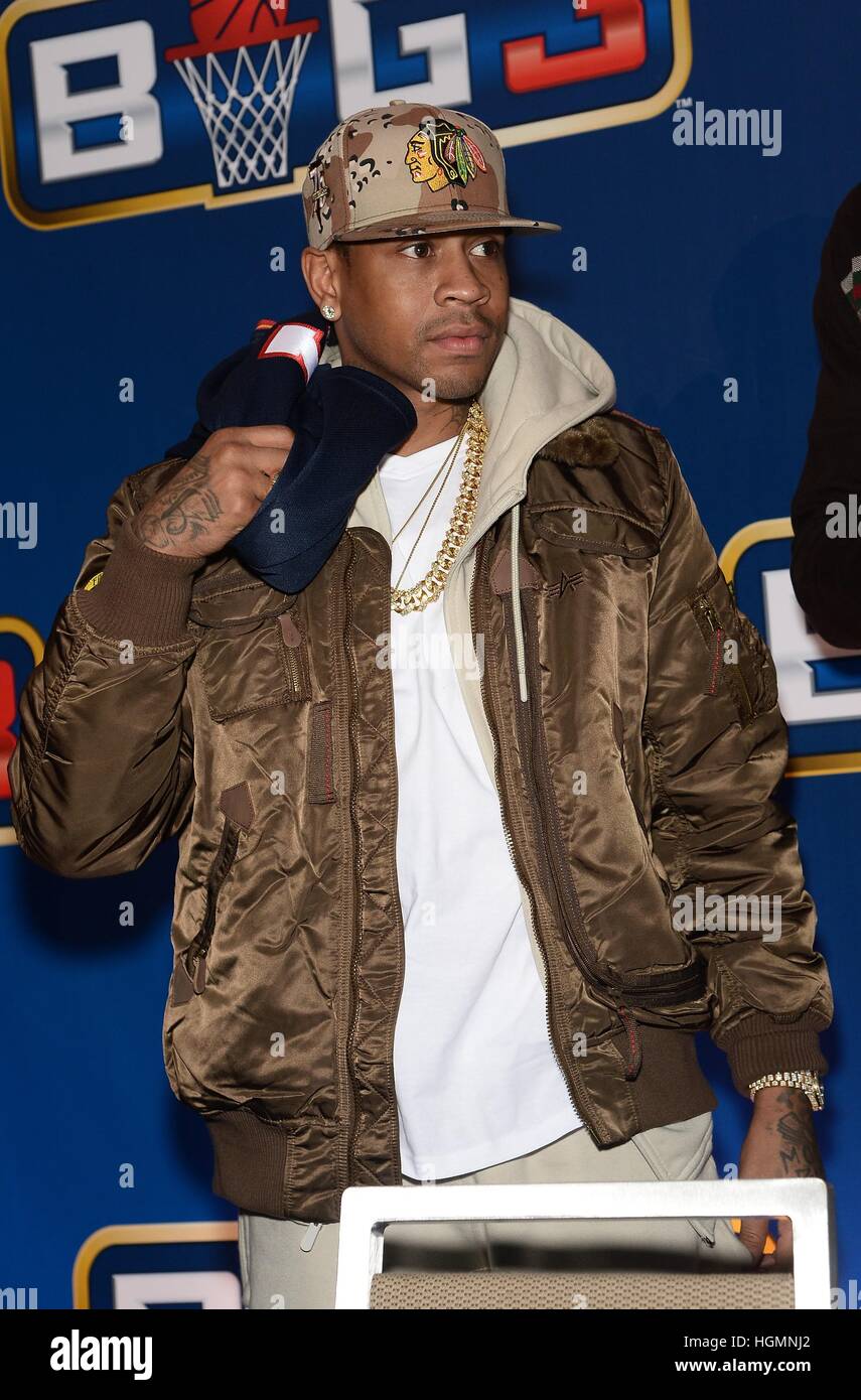 Allen Iverson Basketball Stock Photos Allen Iverson Basketball