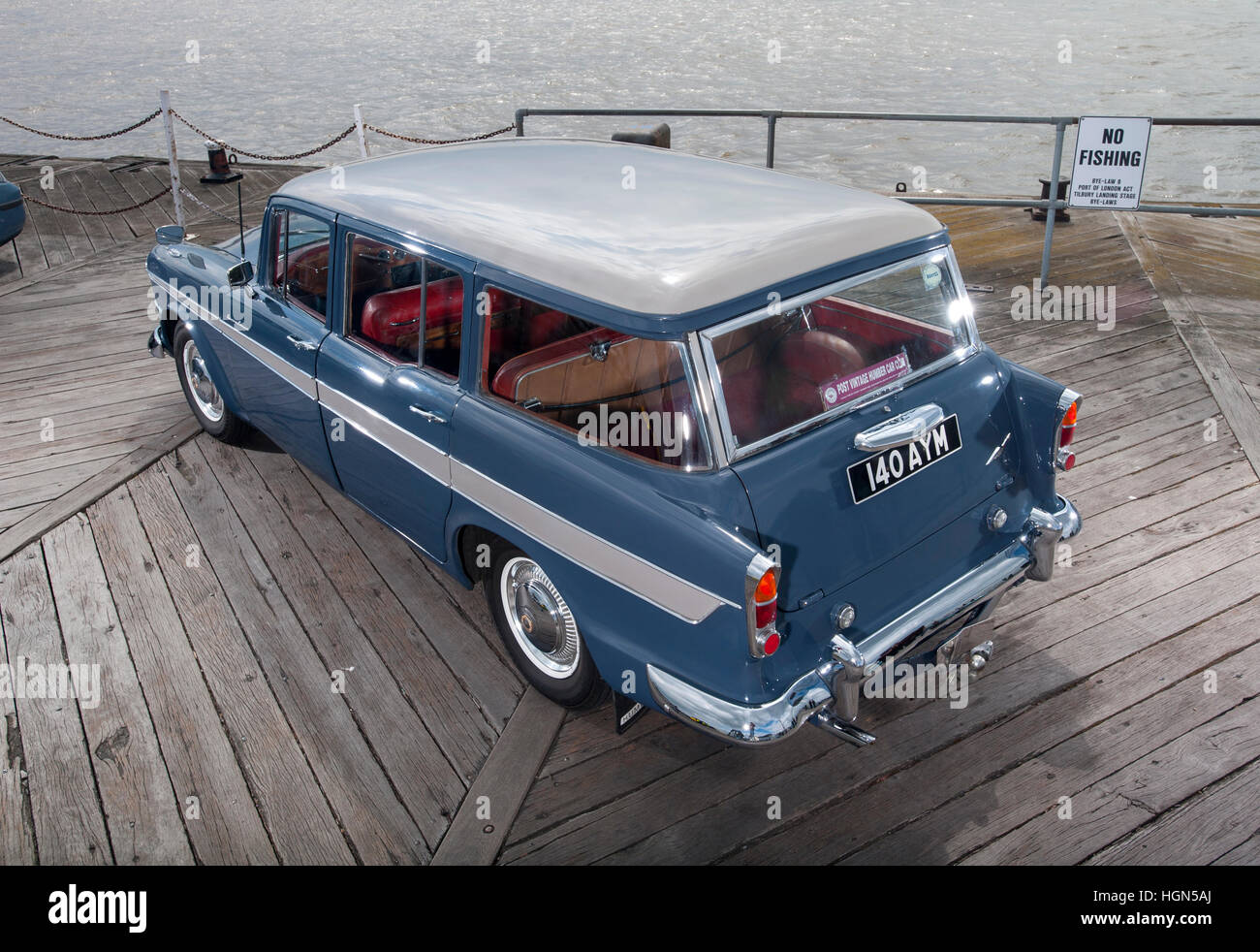 Humber Super Snipe Series V estate, classic 1960s British family car