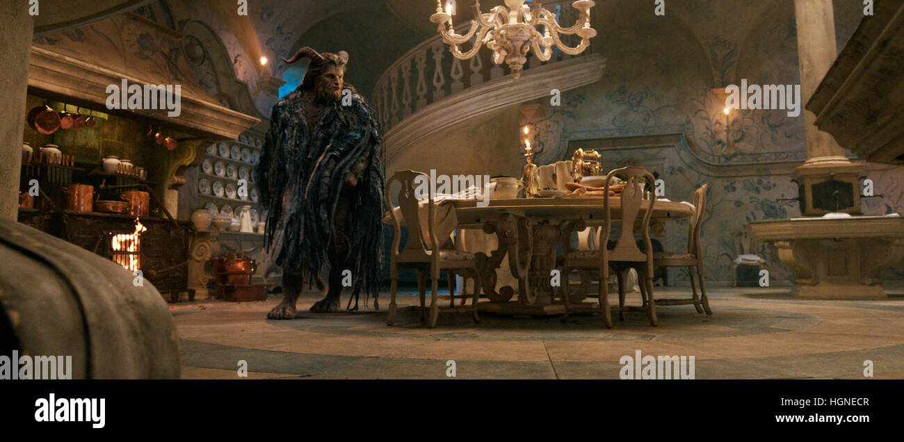 Beauty And The Beast Dan Stevens With Lumiere Voice Ewan Mcgregor Cogsworth Voice Ian Mckellen 17 C Walt Disney Pictures Courtesy Everett Collection Stock Photo Alamy