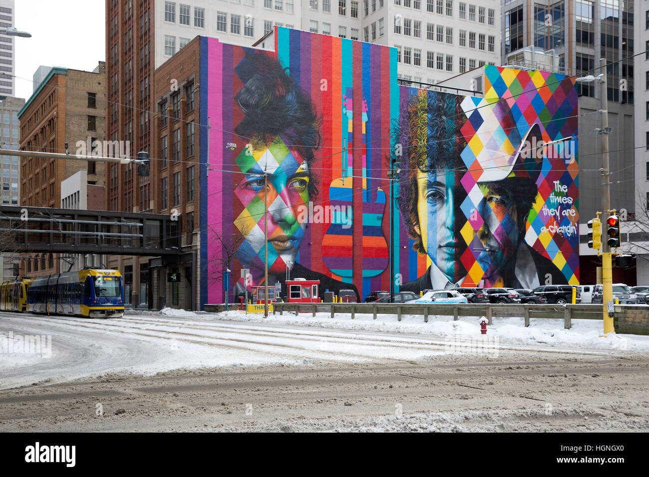 Mural of Bob Dylan by Brazilian artist Eduardo Kobra in downtown Minneapolis, Minnesota Stock Photo