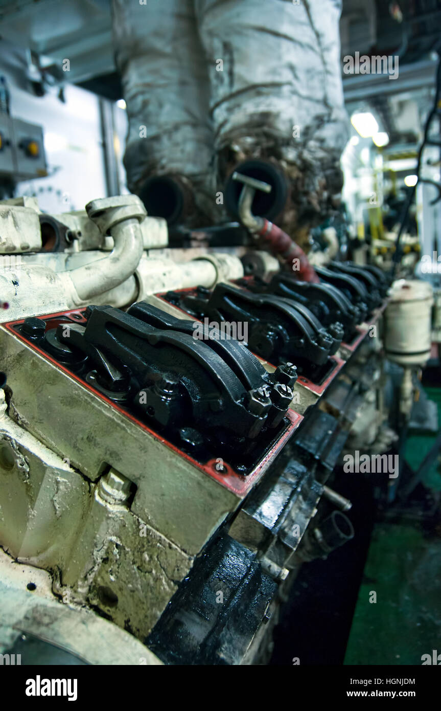 Four stroke engine hires stock photography and images Alamy