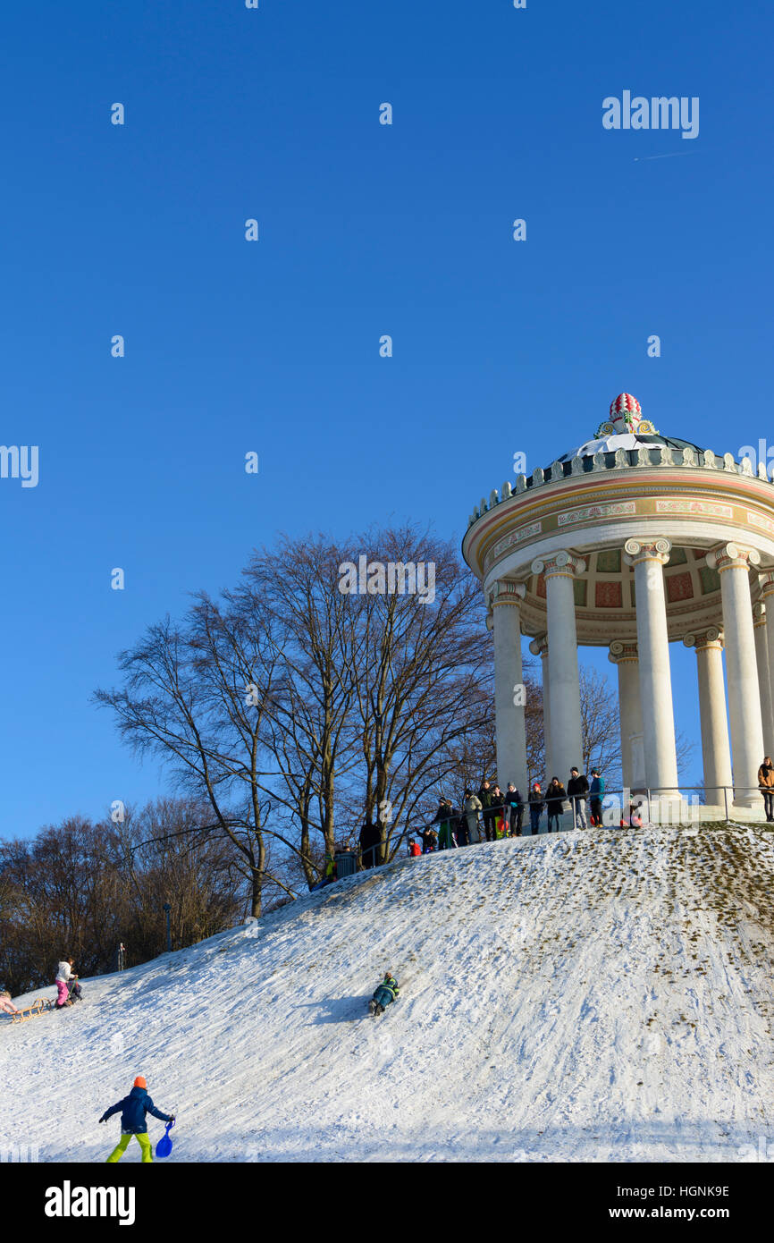 München, Munich children, kids, sledding, sleigh, sled, sledge, Monopteros in the Englischer