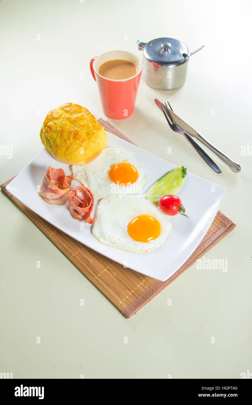 ham and egg Stock Photo - Alamy
