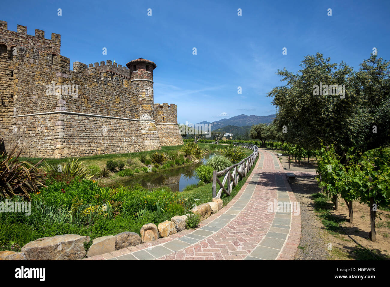 Castello di Amorosa, Calistoga, Napa Valley, Napa County, California Stock Photo