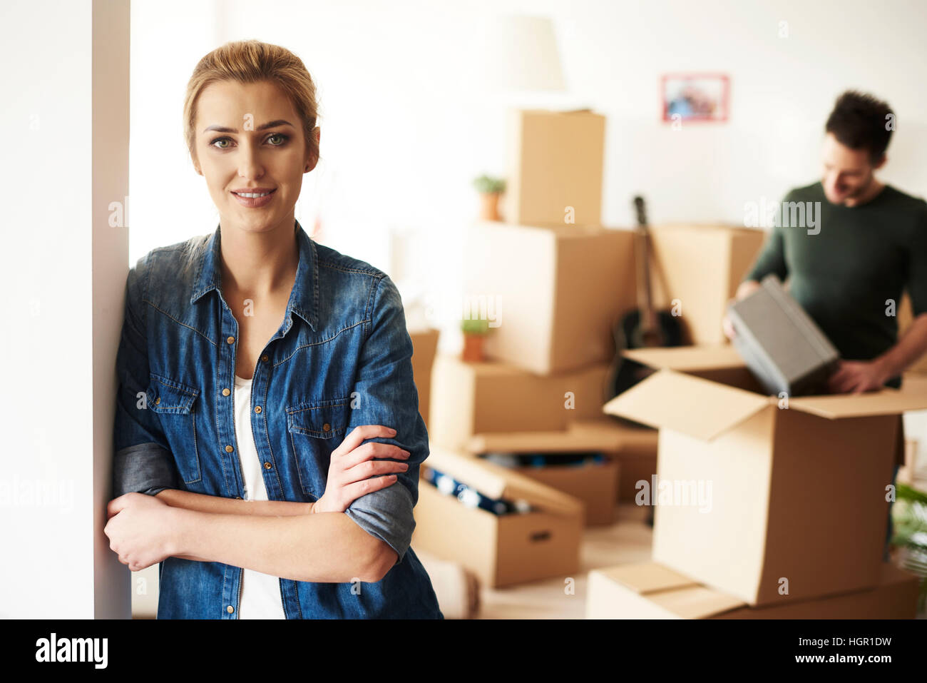Portrait couple crossed arms hi-res stock photography and images - Alamy