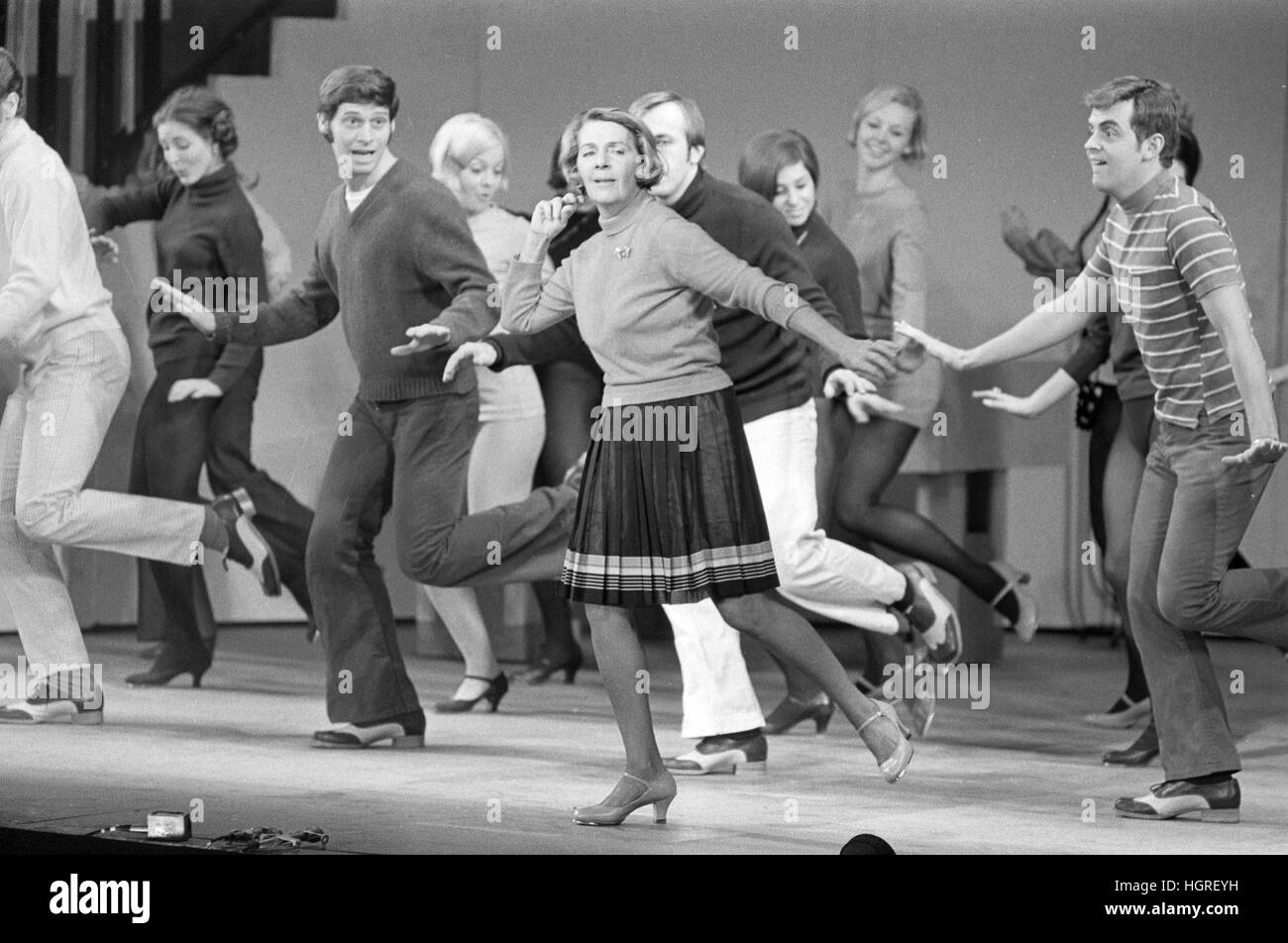 Watch Carmen de Lavallade video Watch Carmen de Lavallade video