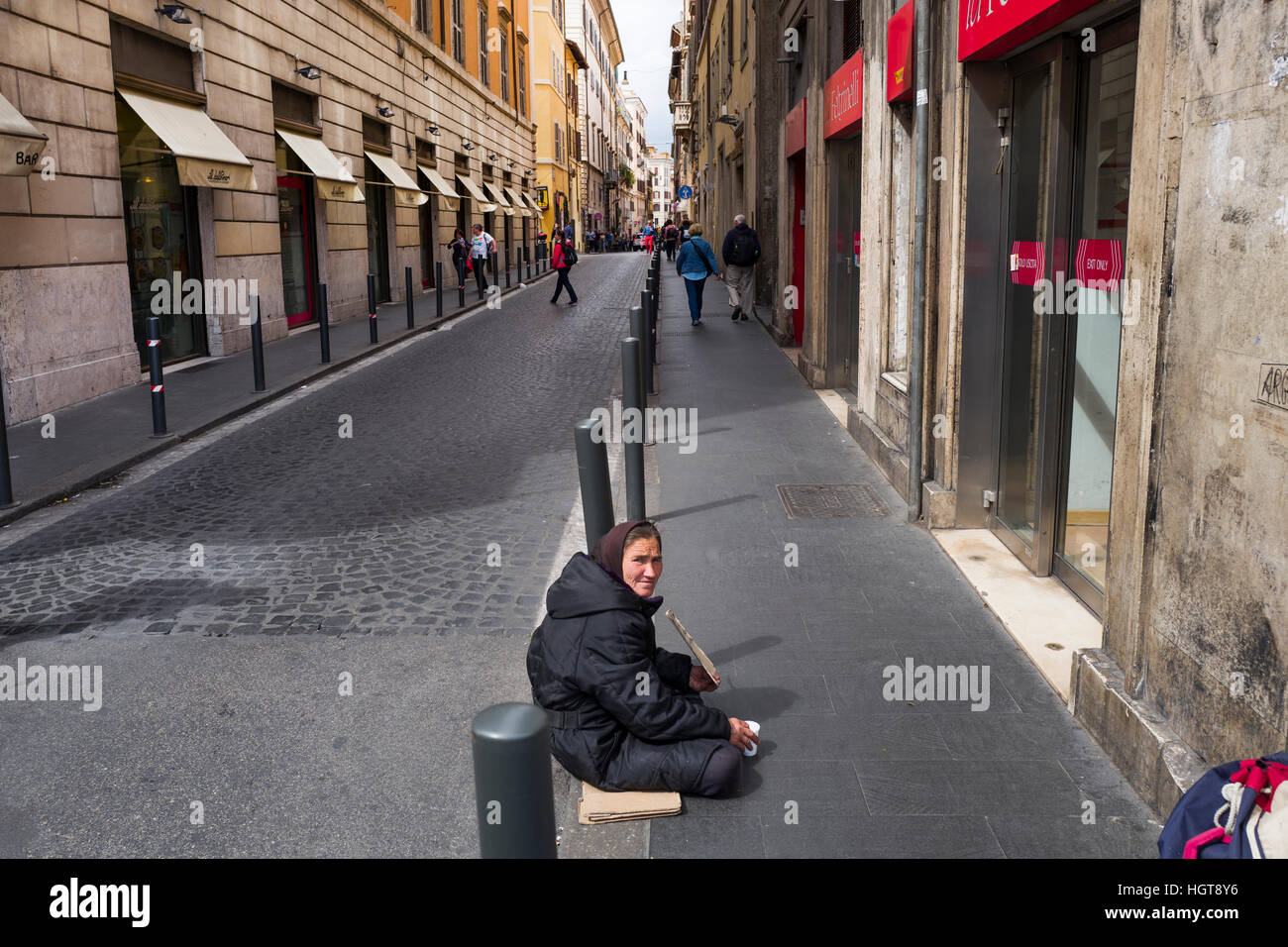 Rome poverty hi-res stock photography and images - Alamy