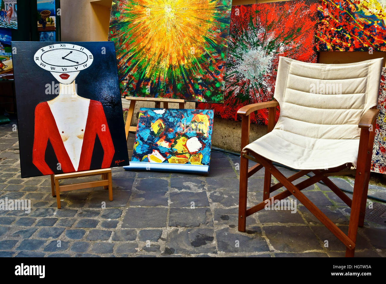 Empty art gallery hi-res stock photography and images - Alamy