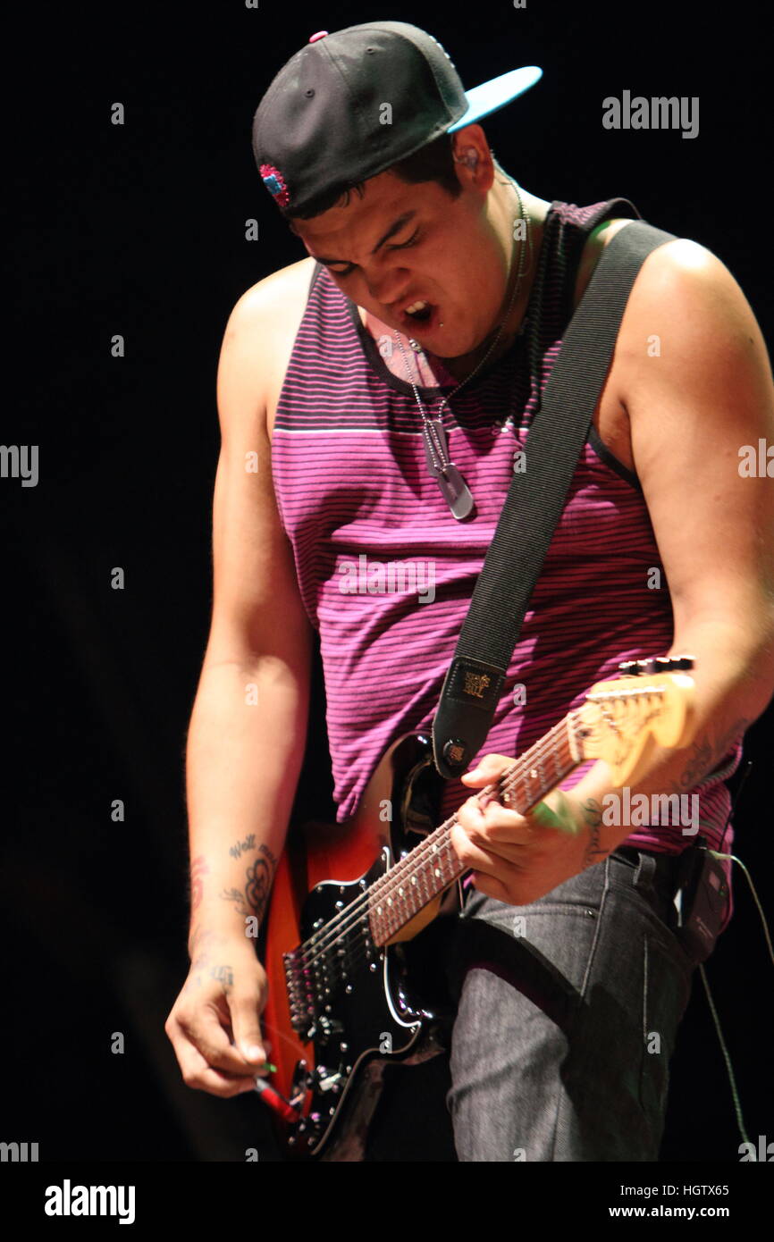 Roman R Ramirez Rome Ramirez at Jones Beach Amphitheater Stock Photo - Alamy