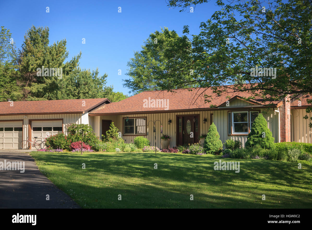 Ranch style home hires stock photography and images Alamy