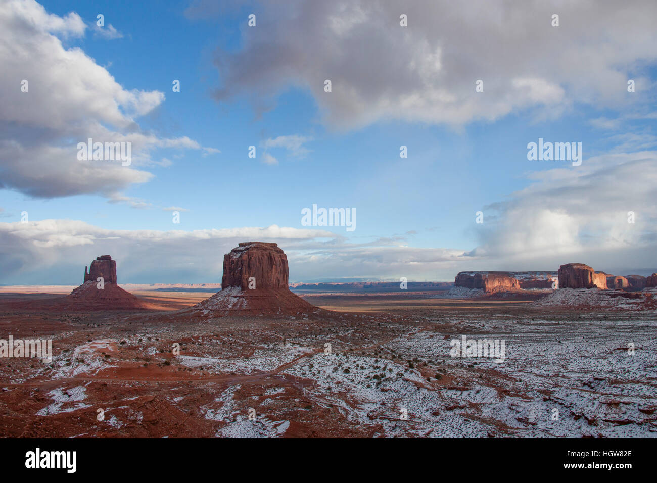 East Mitten Butte (left), Merrick Butte (center), Spearhead Mesa (background), Monument Valley Navajo Tribal Park, Utah, USA Stock Photo