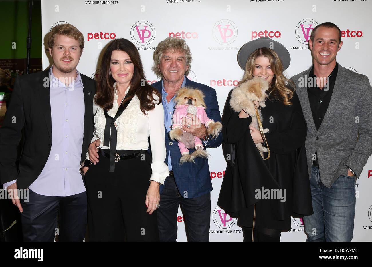 Product Launch Vanderpump Pets Founded By Lisa Vanderpump Featuring Max Todd Lisa Vanderpump Ken Todd Pandora Todd Jason Sabo Giggy Where West Hollywood California United States When 13 Dec 2016 Stock Photo Alamy