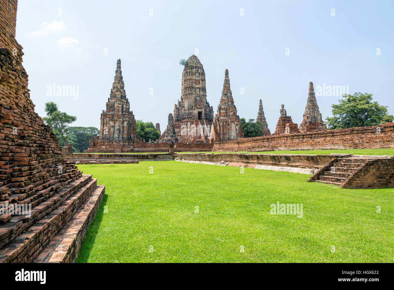 Wat Chaiwatthanaram is ancient buddhist temple, famous and major tourist attraction religious of Ayutthaya Historical Park in Phra Nakhon Si Ayutthaya Stock Photo