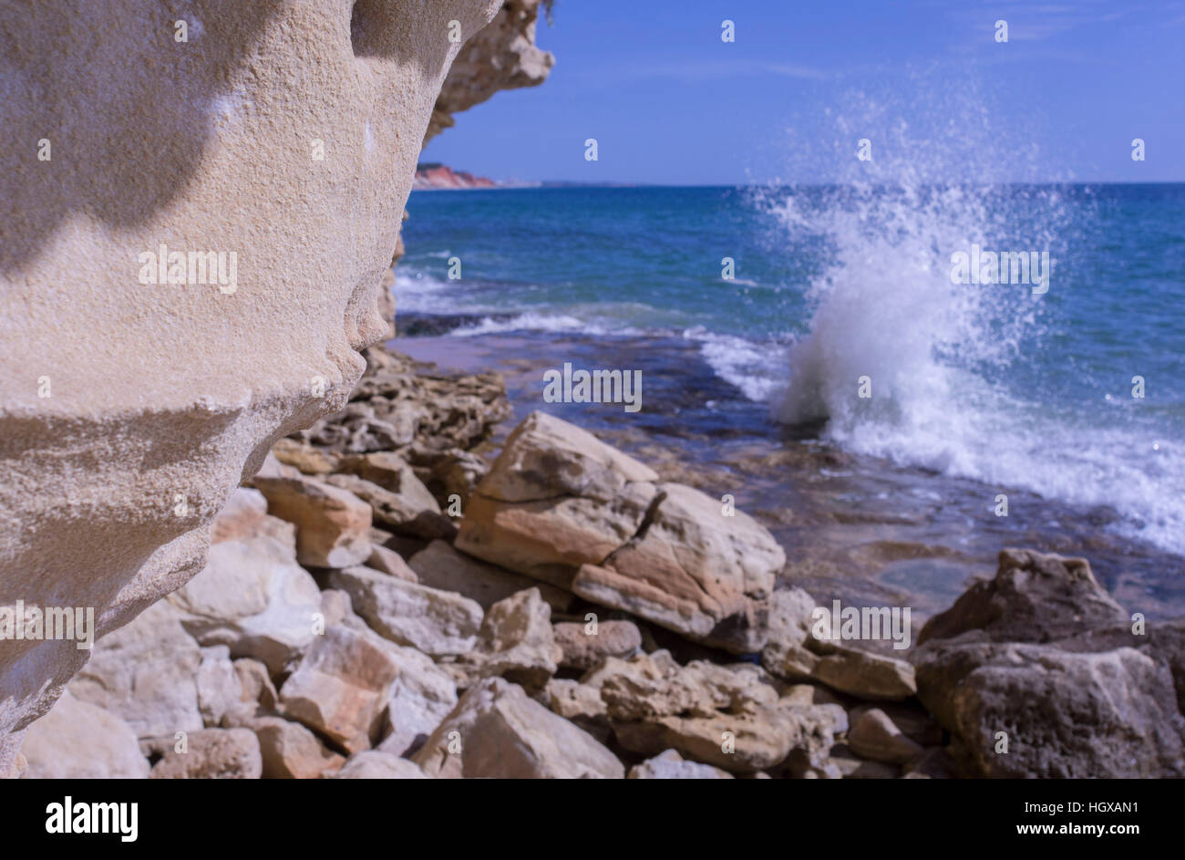 Coastline near Olhos de Agua, Albufeira, Olhos de Agua, Atlantic Ocean, Praia da Falesia, Albufeira, Algarve, Portugal Stock Photo