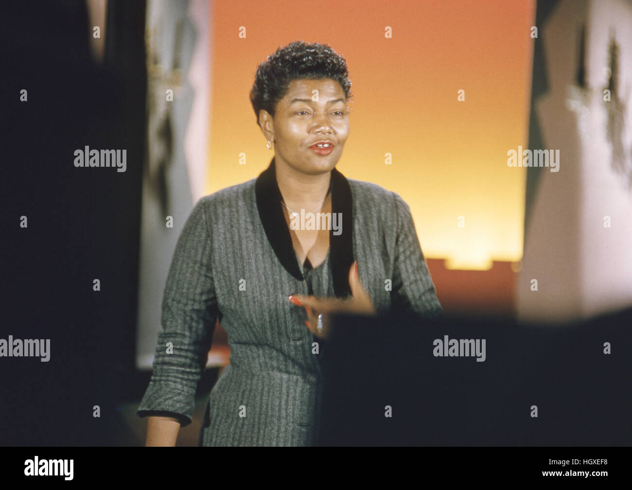 Pearl Bailey, in an appearance on the Perry Como Show Stock Photo