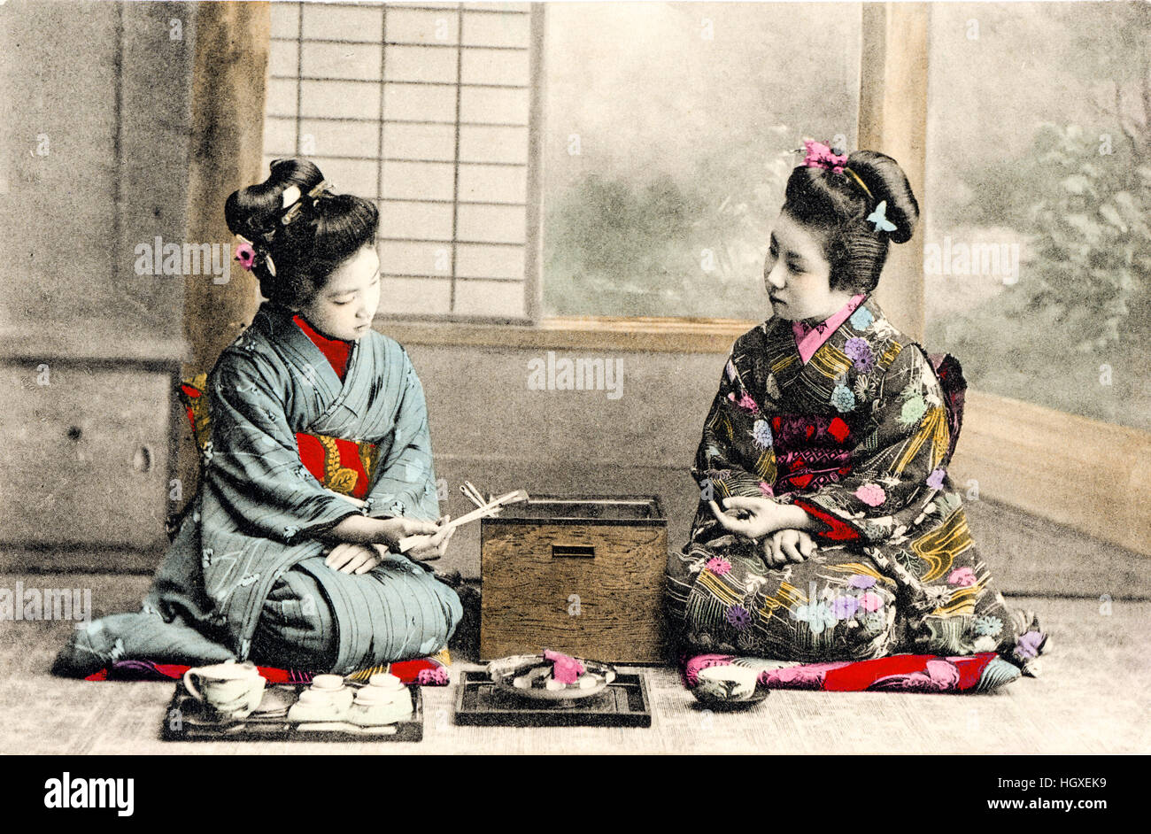 Girl Kimono Studio Hi-res Stock Photography And Images, 48% OFF