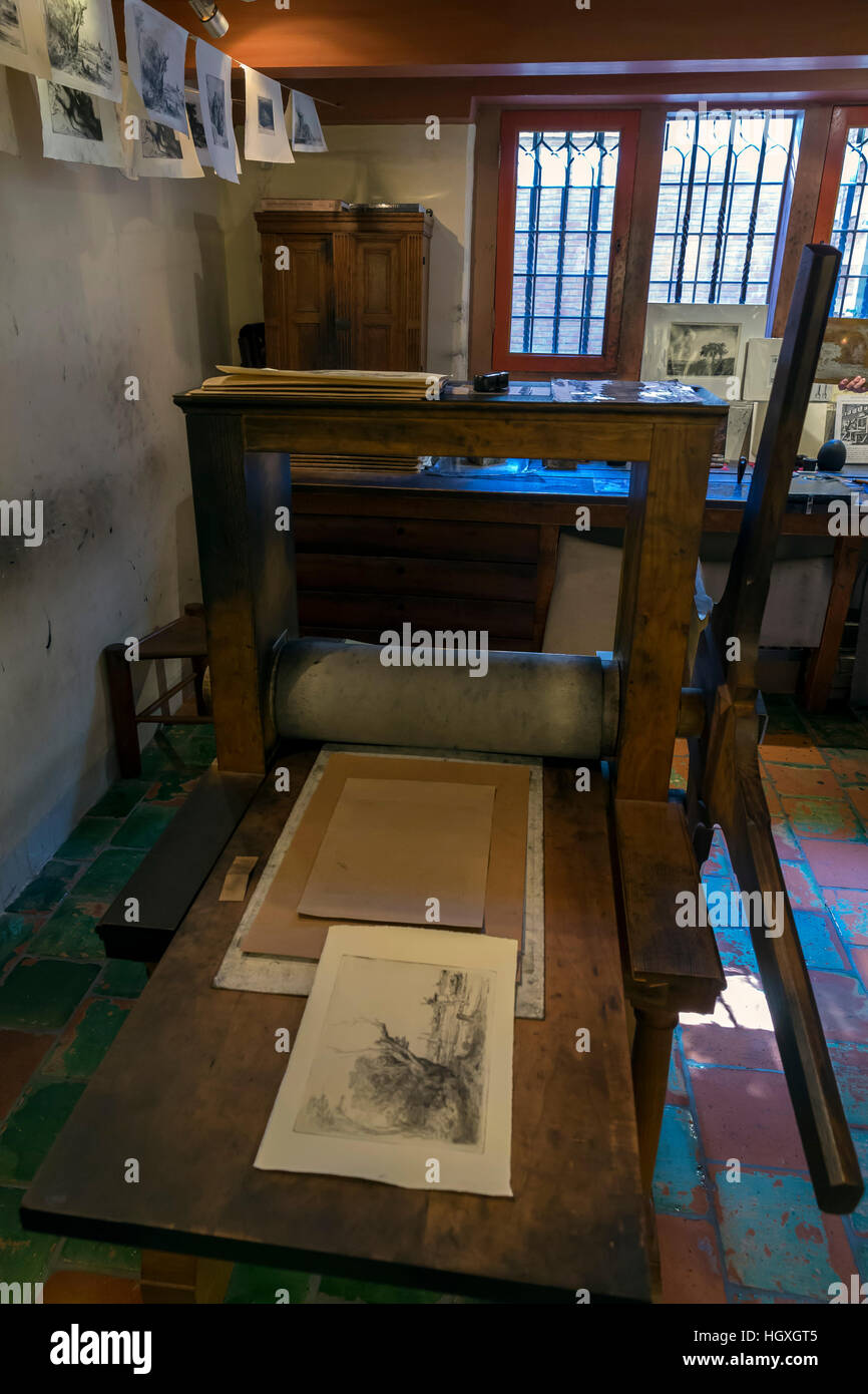 Etchings workshop, printing press, 17th century, Rembrandt House Museum,  Rembrandthuis,  Amsterdam, Netherlands. Stock Photo