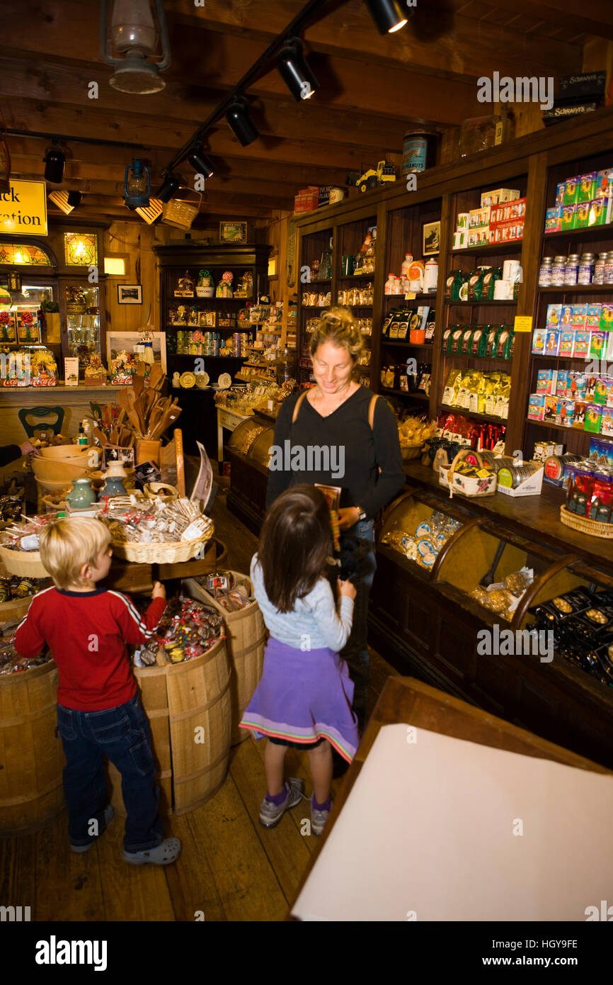 Inside Zeb's Country Store in North Conway, New Hampshire Stock Photo